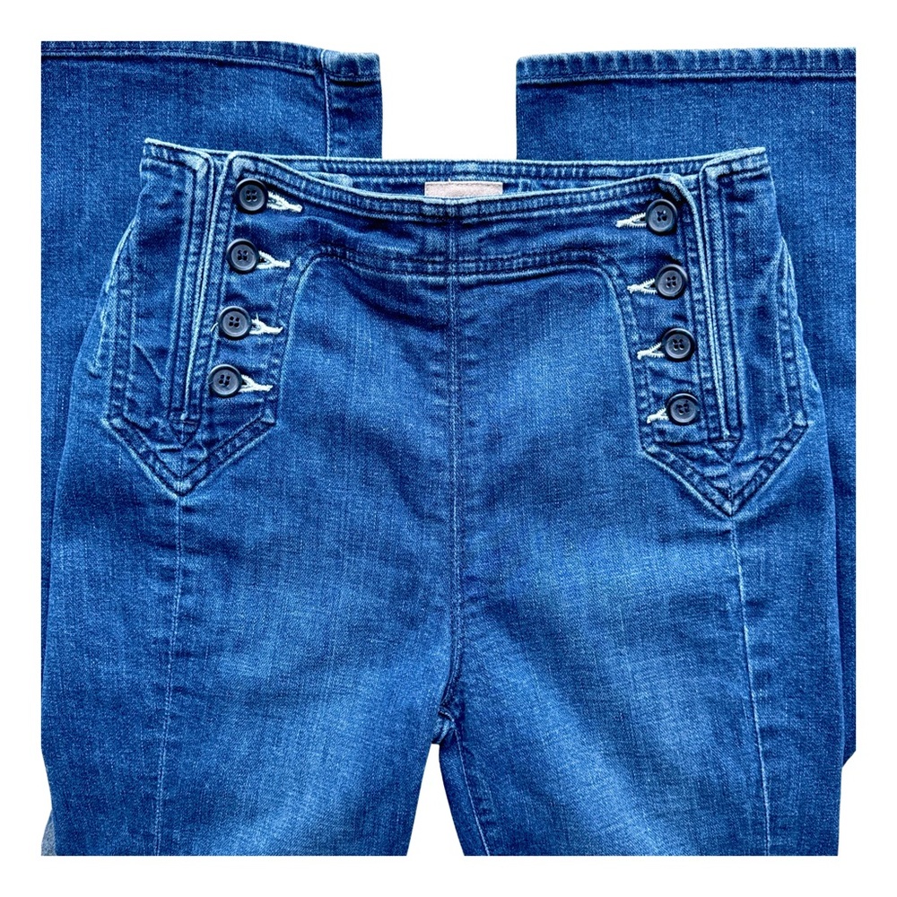 Mother Women’s ‘The Sailor Tripper’ Flared Jeans. Medium/Dark Blue. Size 25